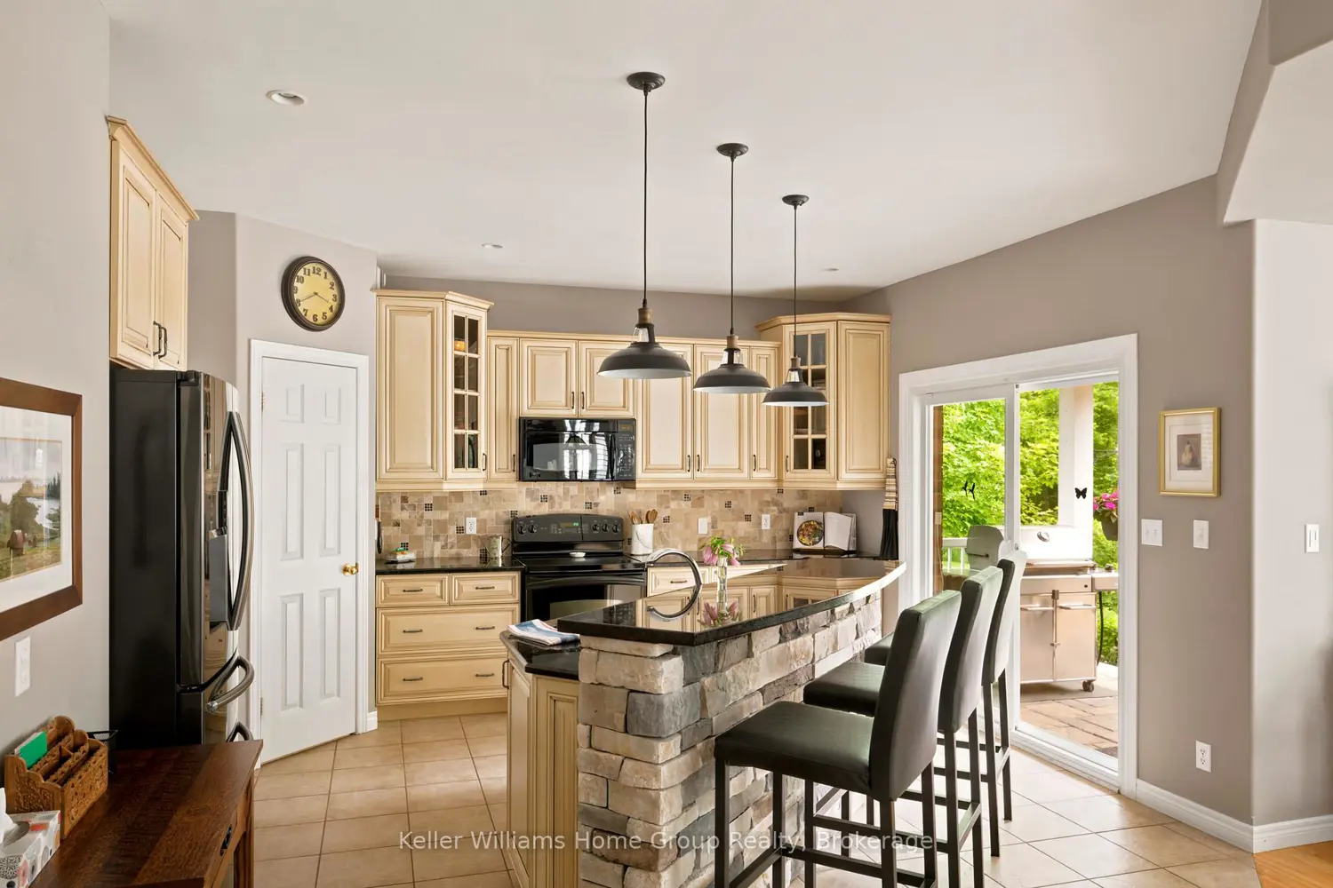 3924 Maddaugh Road photo 4