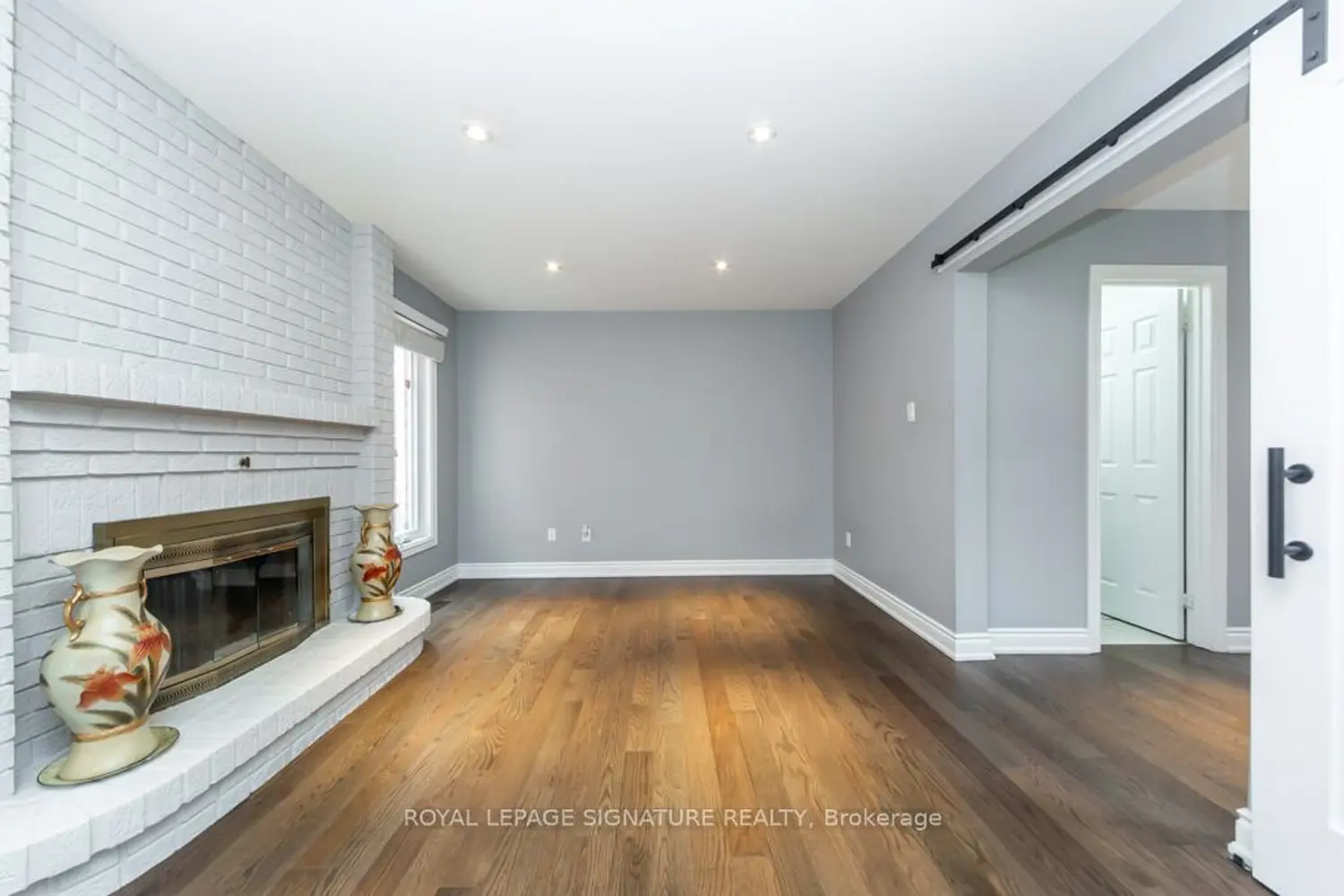 154 Oliver Lane photo 3