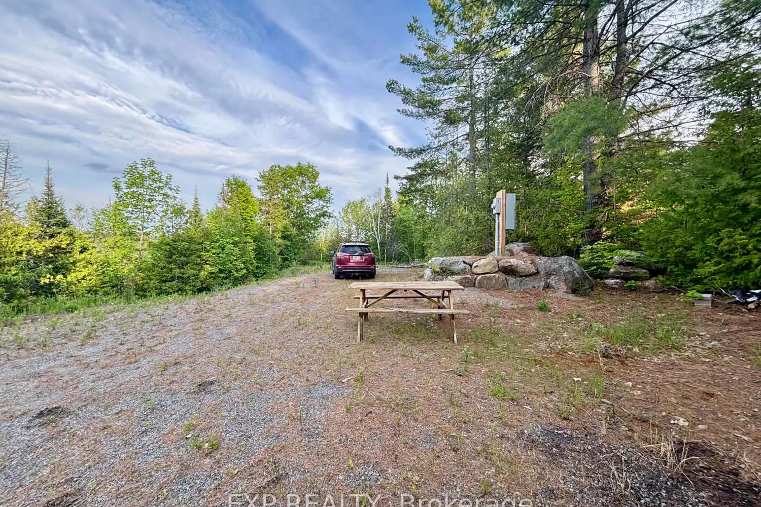 47 Arbor Vitae Road photo 2
