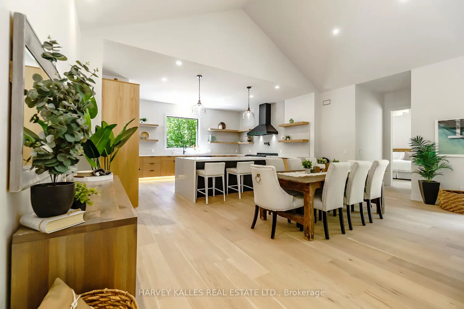 114 Rockhaven Road photo 4