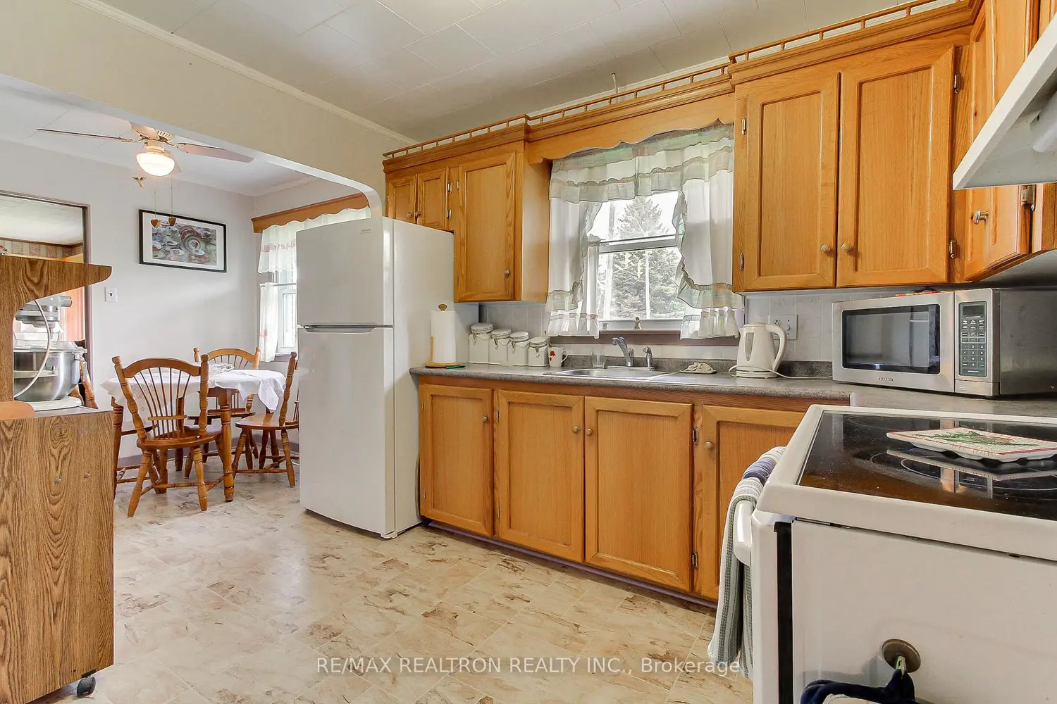 24342 Highway 48 photo 5