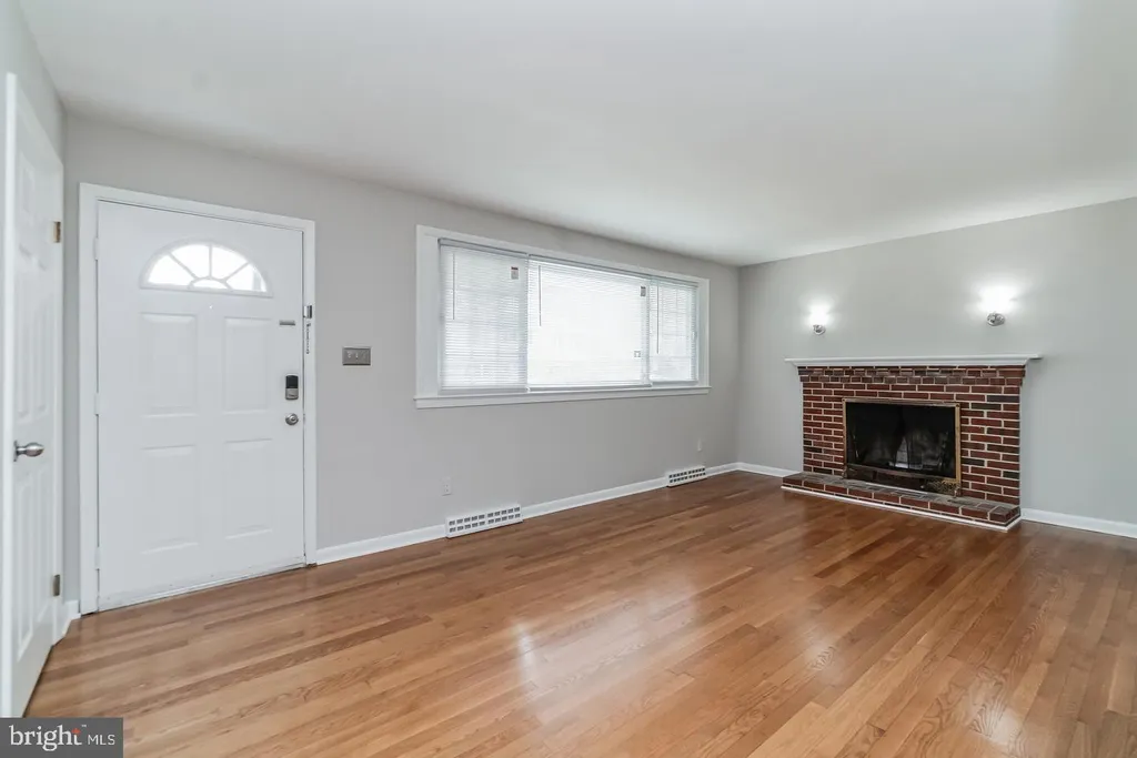 5 Maple Street, Indian Head, MD 20640 photo 2