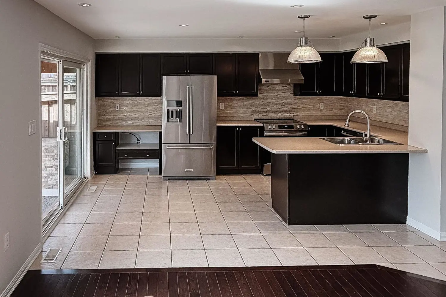 18 Gordon Drive photo 4