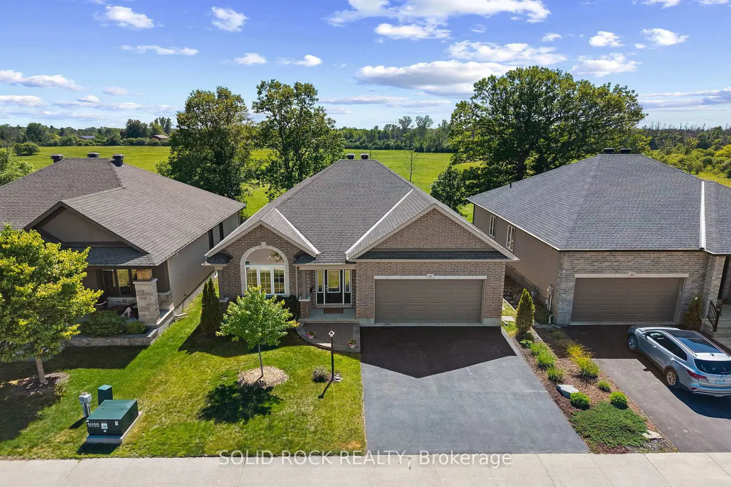 37 Dulmage Crescent photo 3