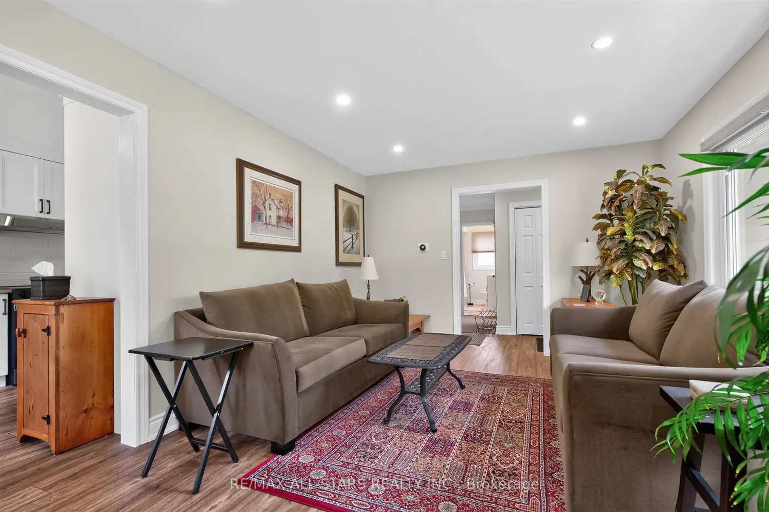 314 Stouffer Street photo 5
