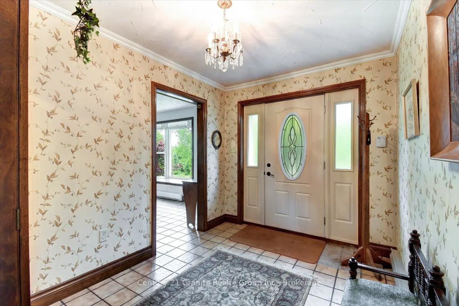 1351 Ojibway Road photo 5