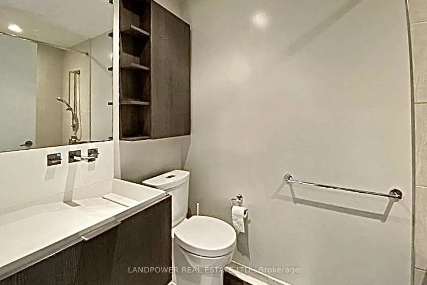 101 Charles Street 1607 photo 3
