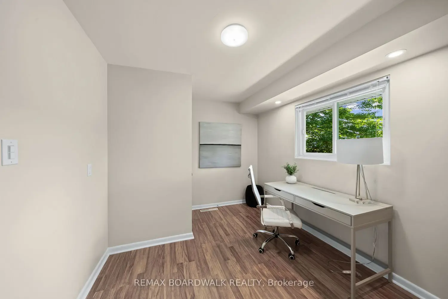 1311 Adirondack Drive photo 3