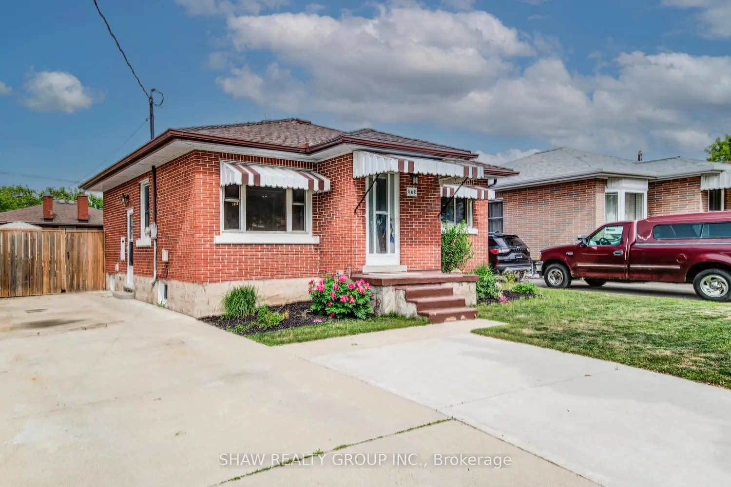 468 Highland Road photo 2