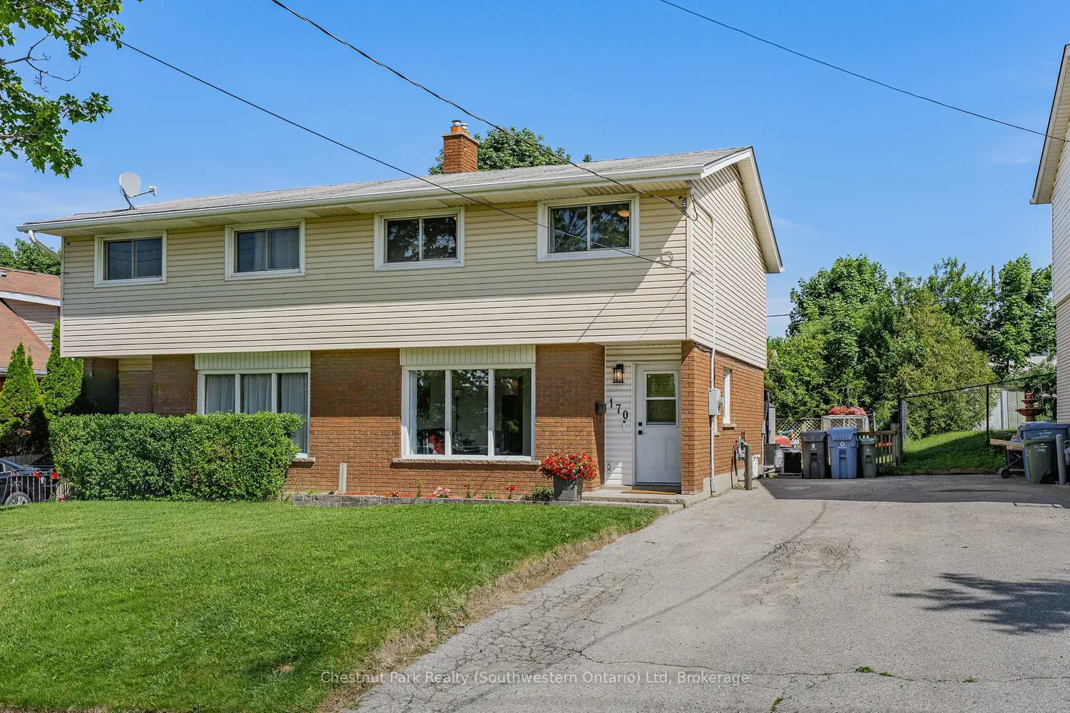 170 Willow Road photo 4