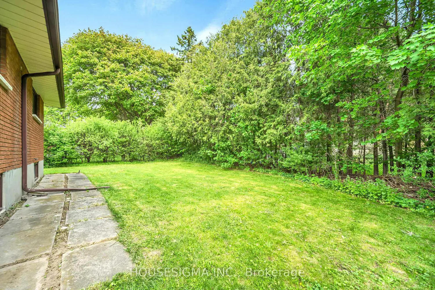 70 Flanders Road photo 4