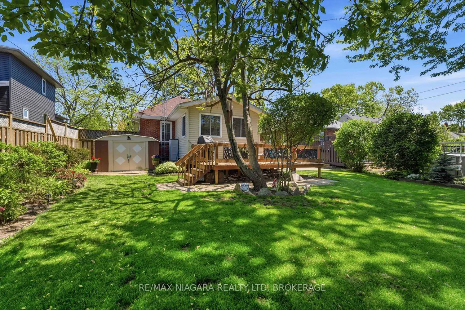 86 Clare Avenue photo 3