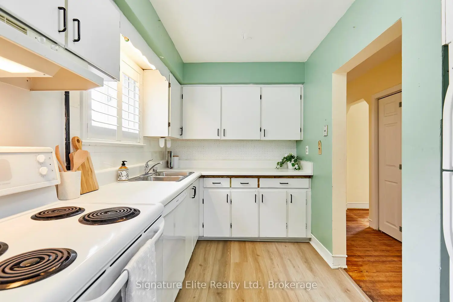 45 Heathfield Drive photo 4