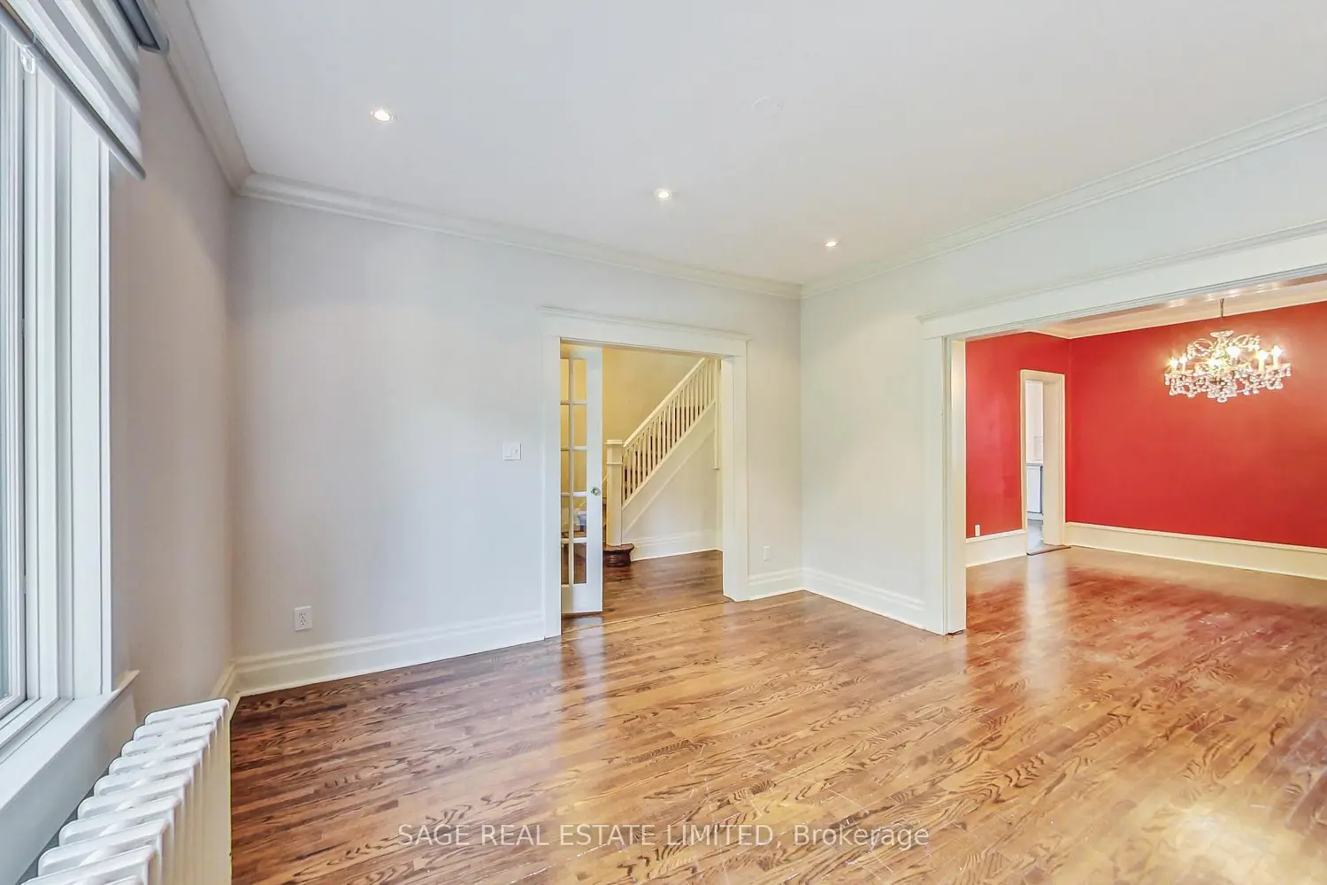 46 Alberta Avenue photo 2