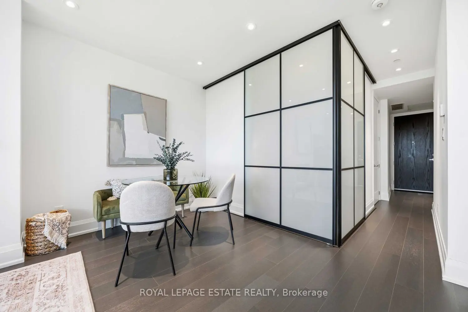 365 Beech Avenue 511 photo 4