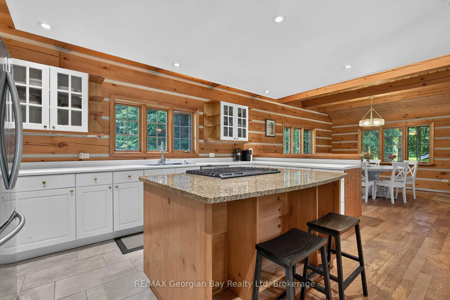 19 Kingfisher Crescent photo 4
