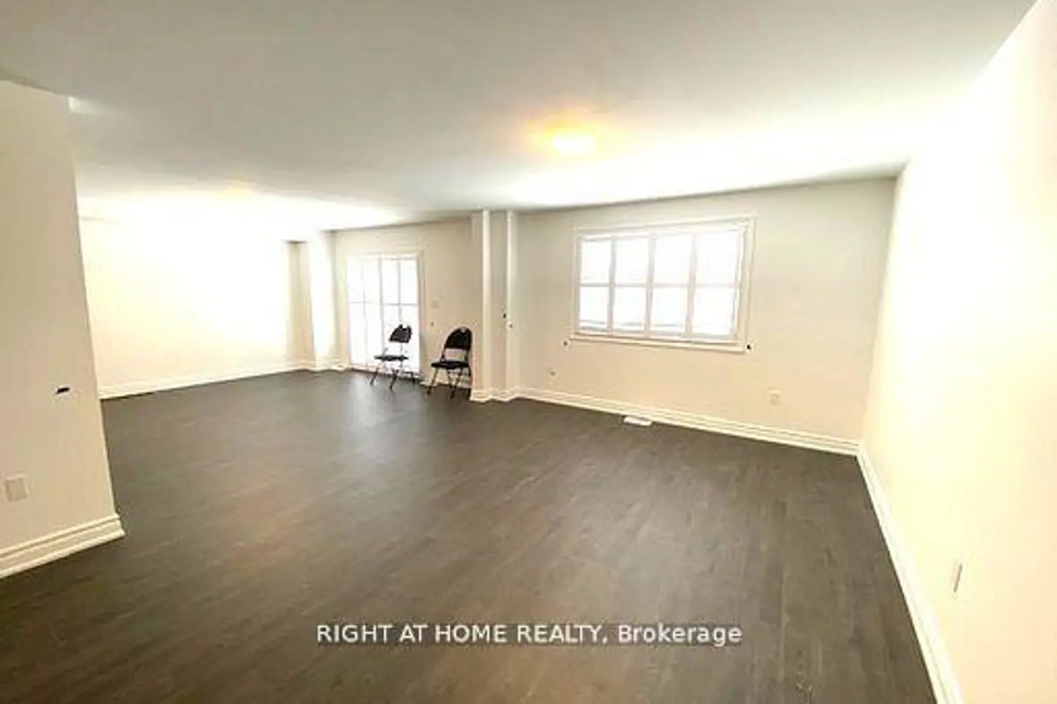 14 Millcreek Drive photo 4