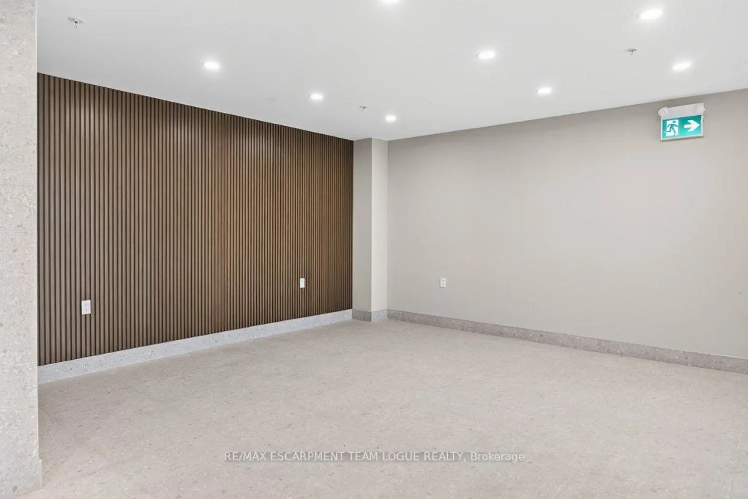 6415 Regional Road 25 507 photo 2