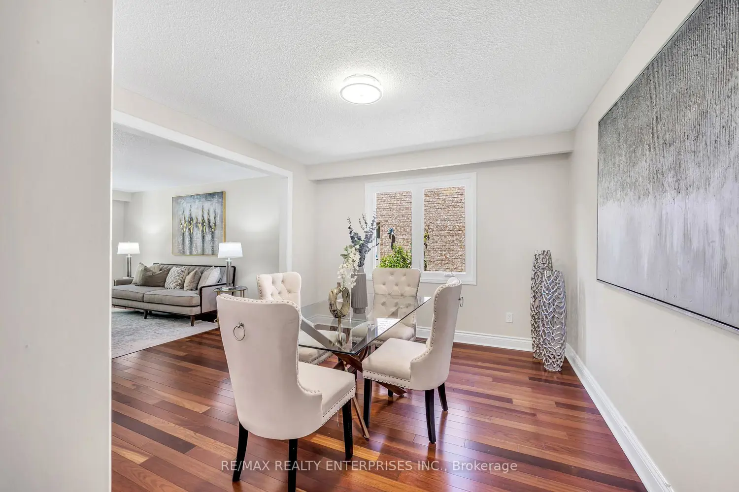 2477 Catherine Jean Lane photo 3