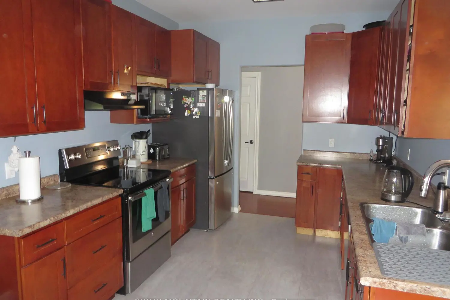 4 Aspen Drive photo 5
