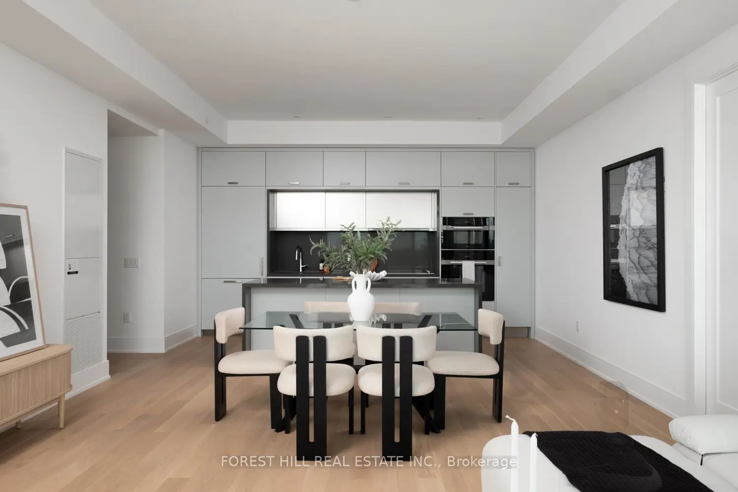 399 Royal Orchard Boulevard 1018 photo 4