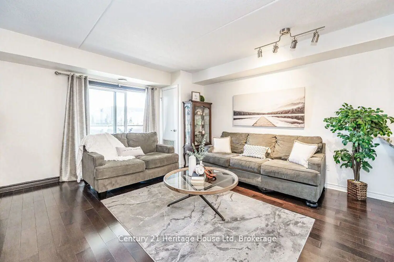 43 Goodwin Drive 212