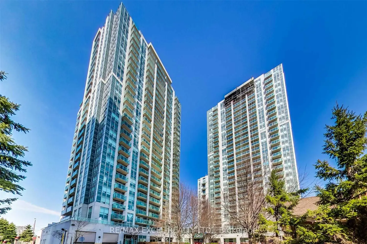 18 Harrison Garden Boulevard 1409