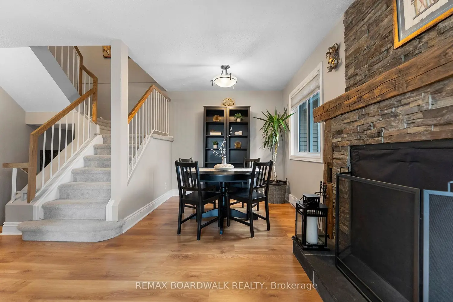 614 Tanguay Court photo 2