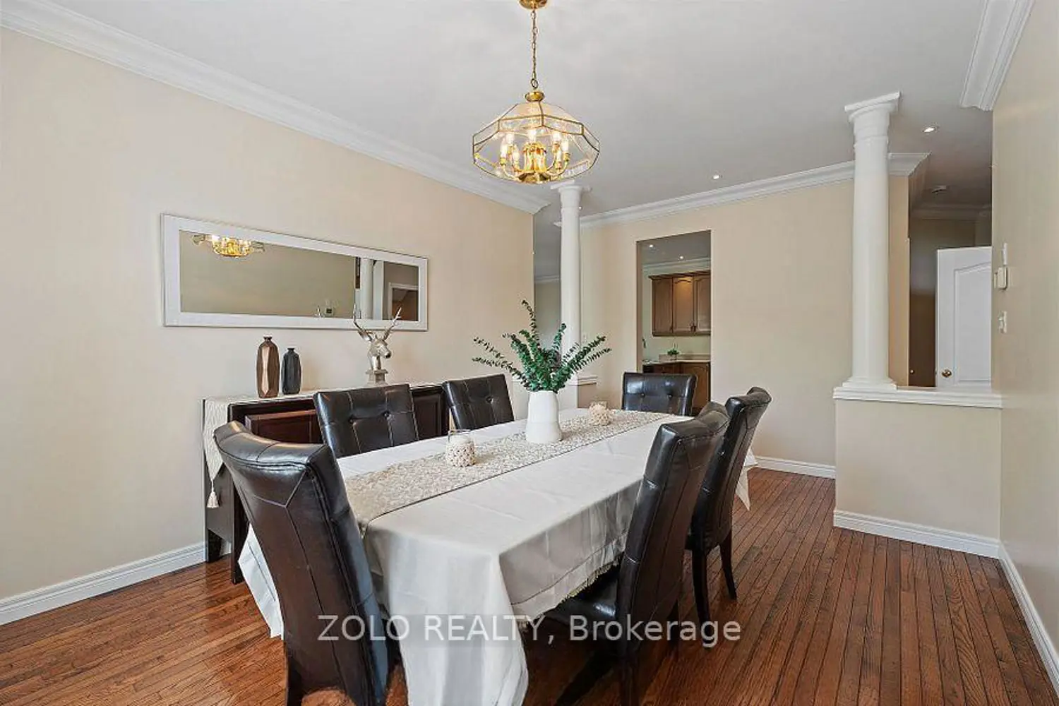 42 Vinifera Drive photo 4
