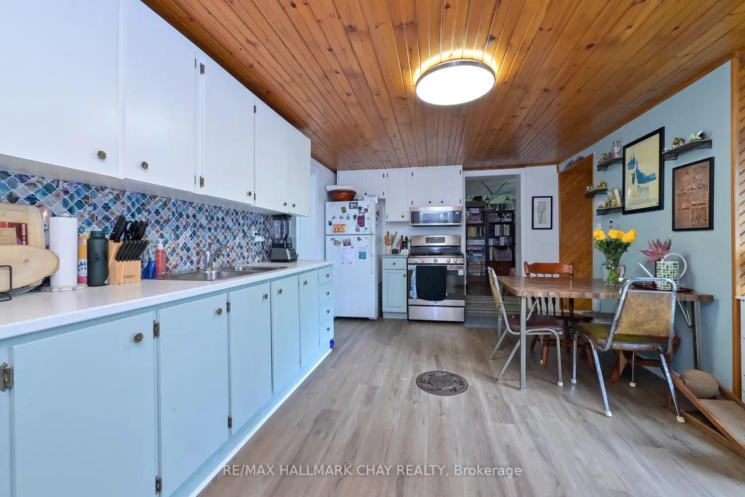 225 Park Street photo 5