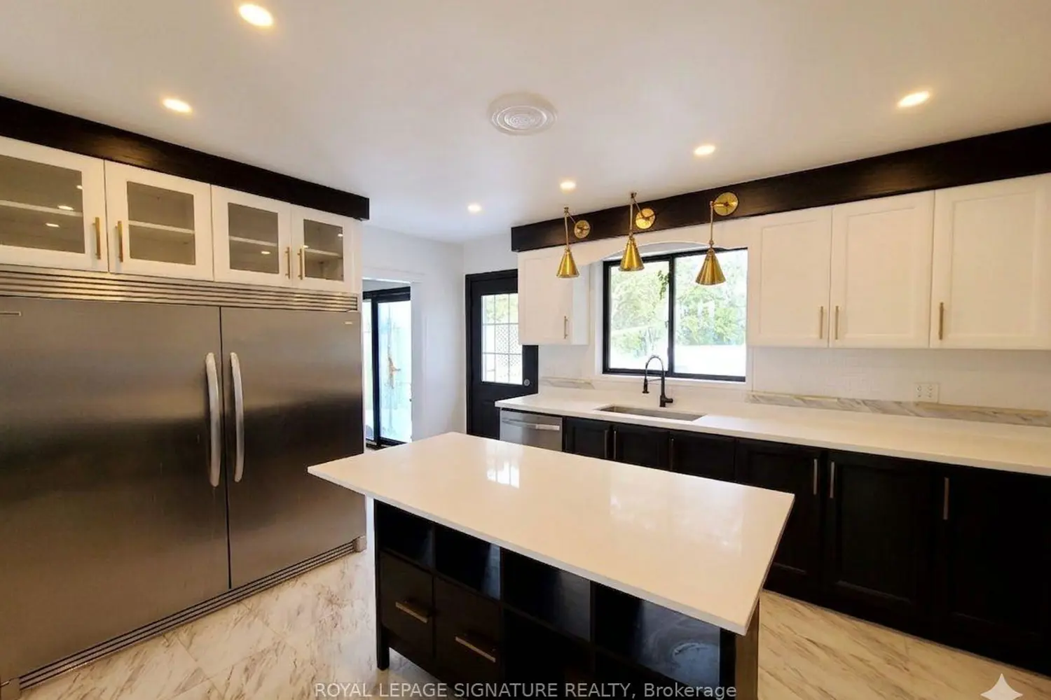 59 Valentine Drive photo 2
