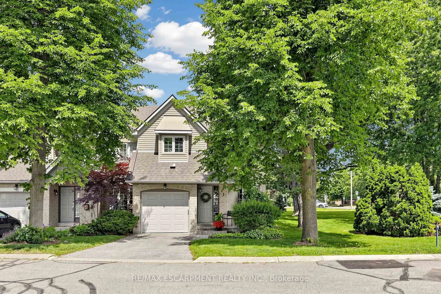 286 Hamilton Drive 1
