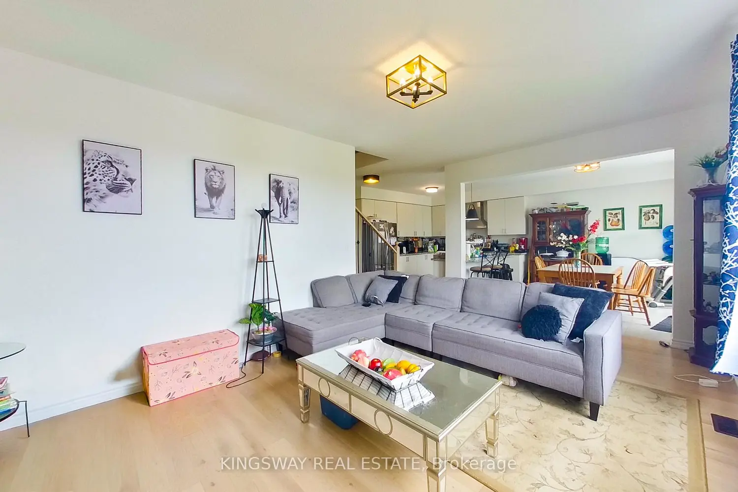 148 Union Boulevard photo 5