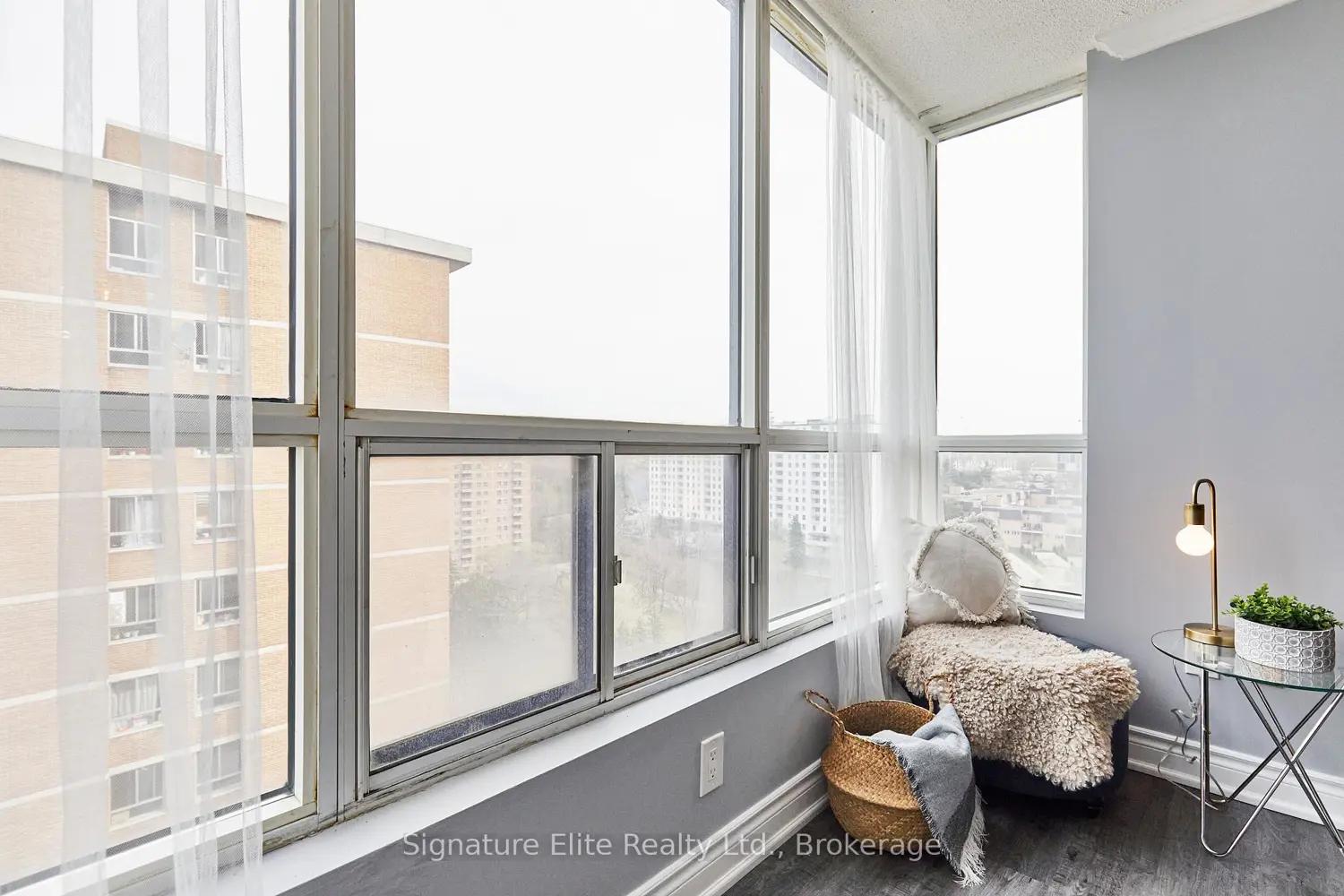 3050 Ellesmere Road 1617 photo 3