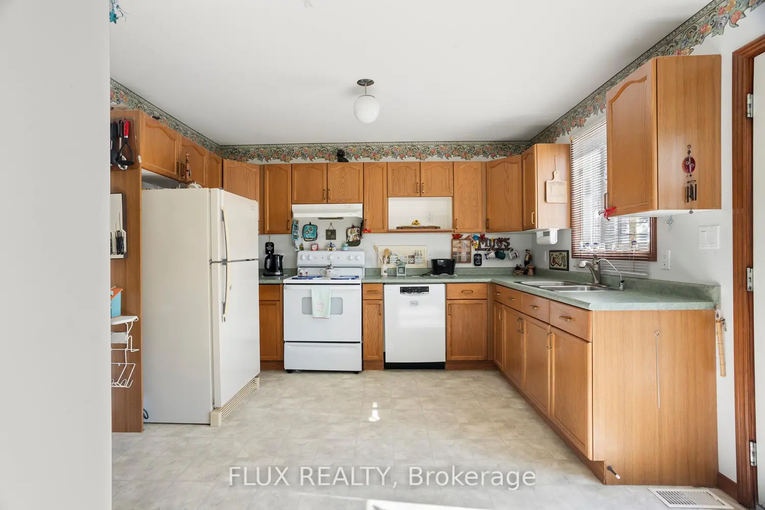 20 Southvale Road 28 photo 3