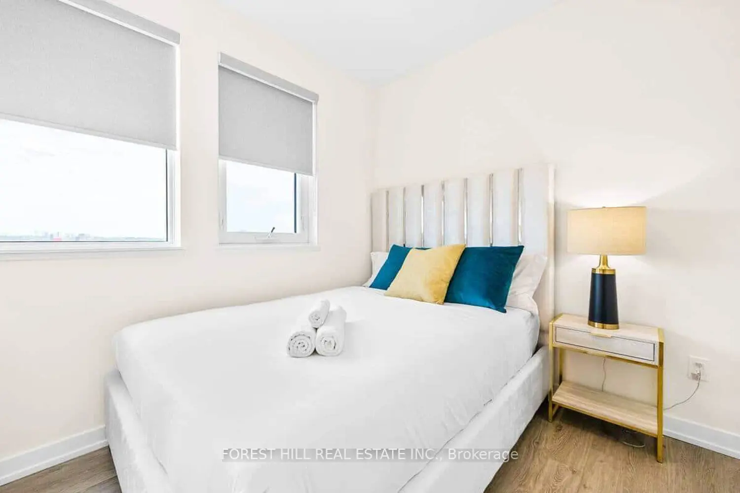 2300 St Clair Avenue 709 photo 2