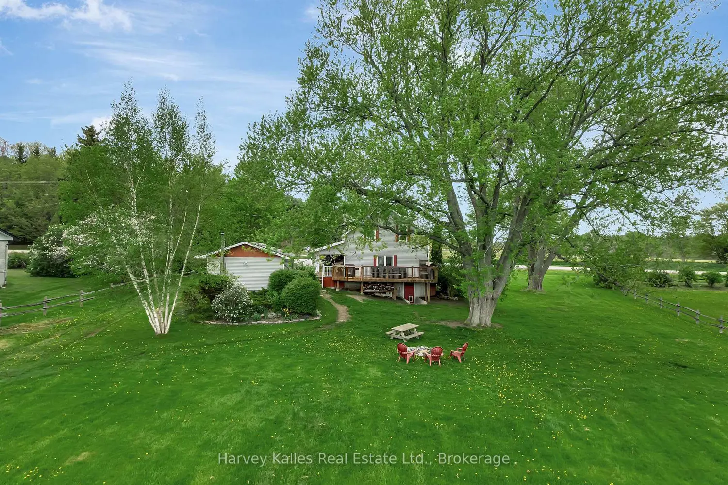 13965 Loyalist Parkway