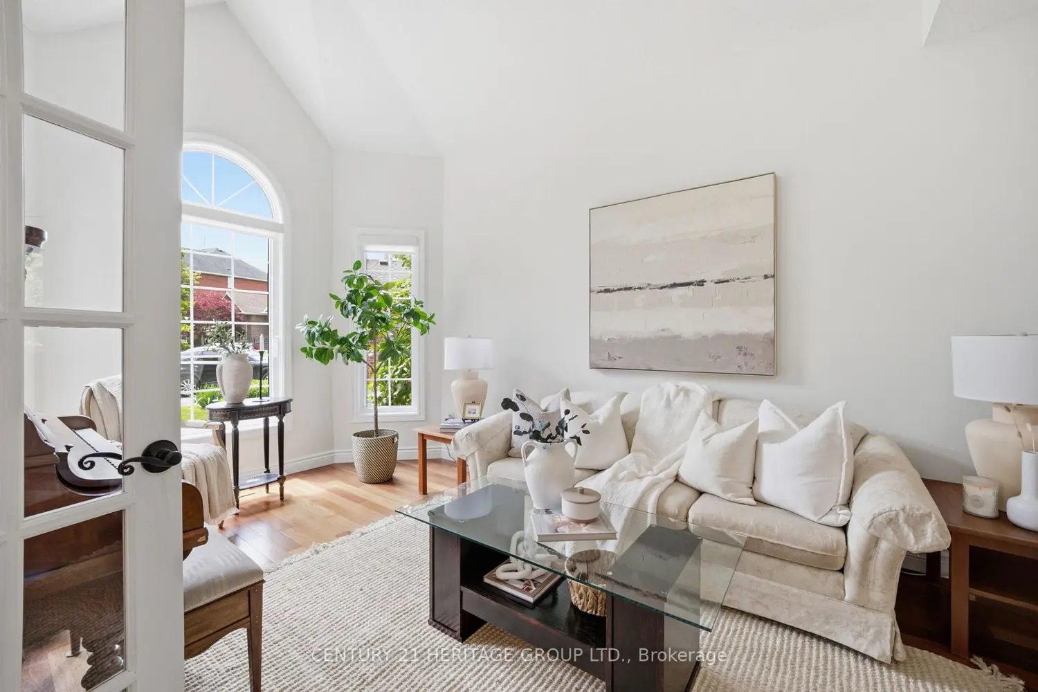 28 Taywood Court