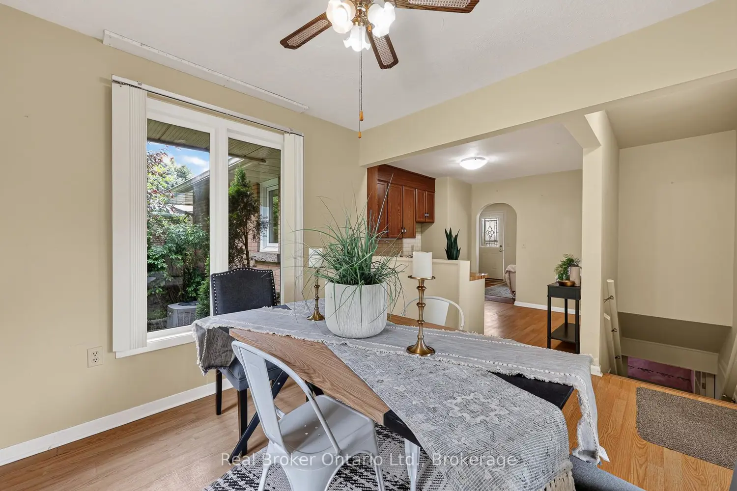 38 Aileen Drive photo 4