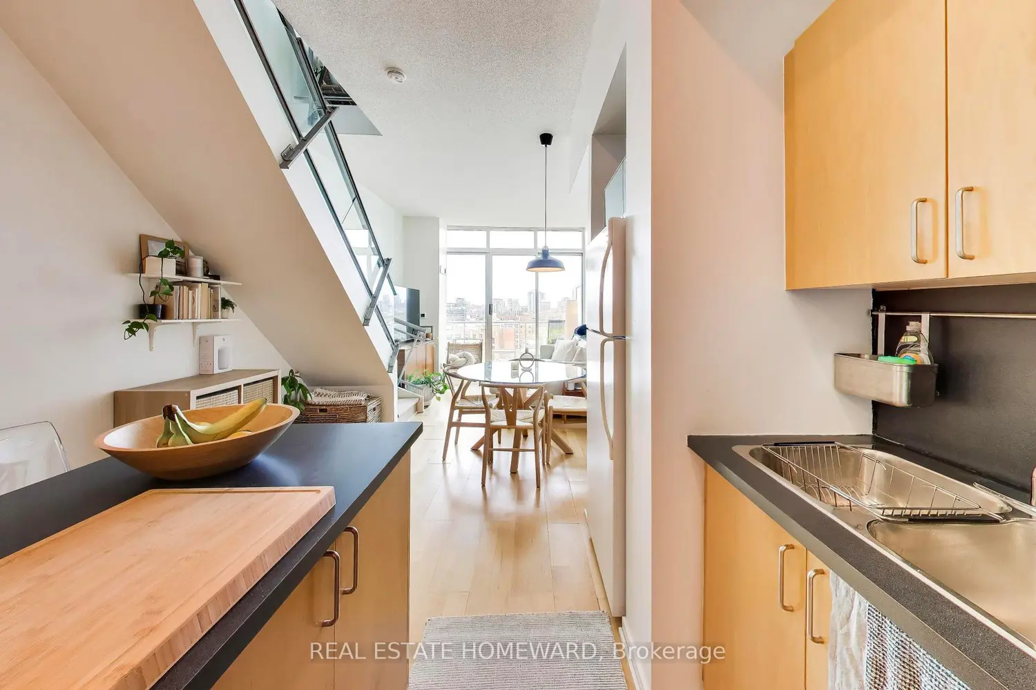 388 Richmond Street 1115