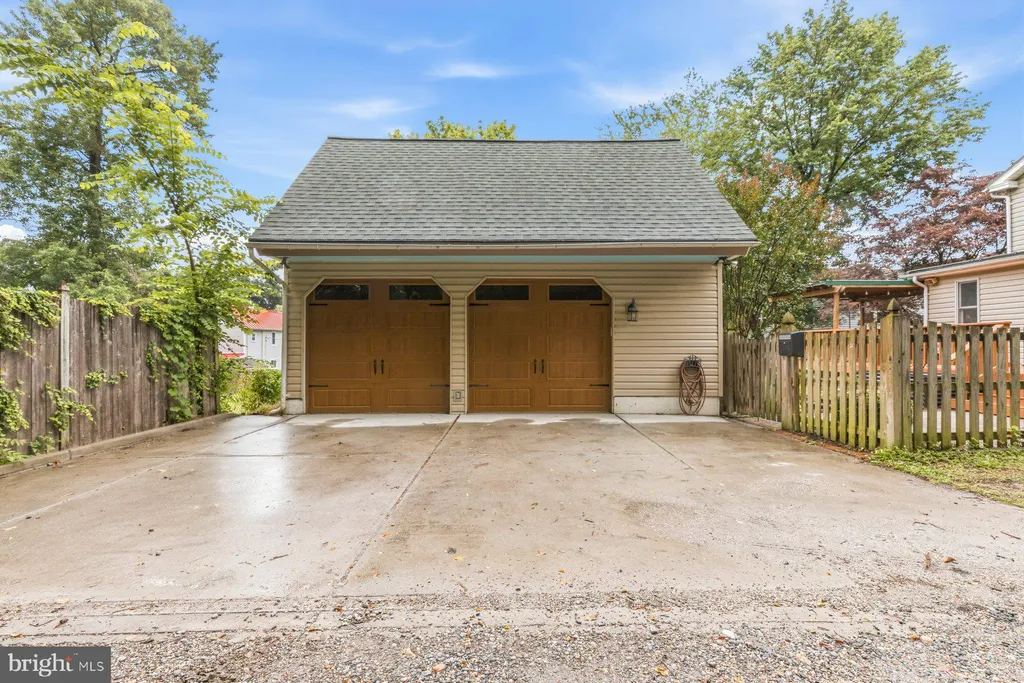 1105 Montgomery Street, Laurel, MD 20707