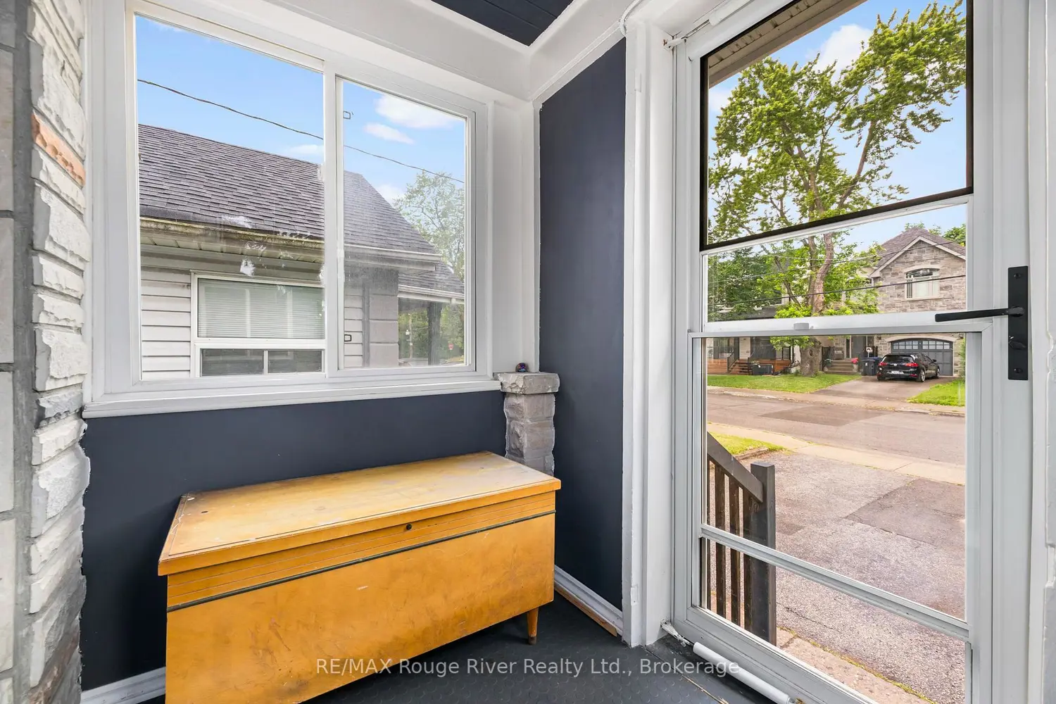 87 Craiglee Drive photo 2