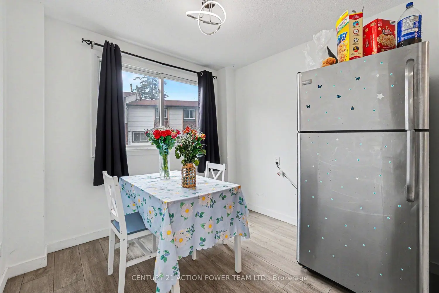 48 Sumac Street 76 photo 5