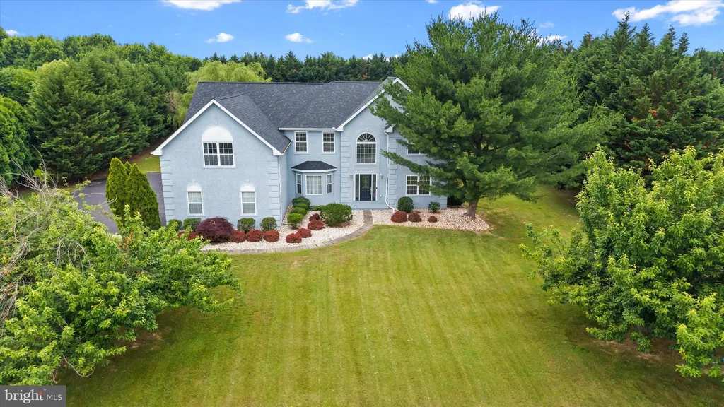 203 Deerfield Drive, Middletown, DE 19709 photo 2