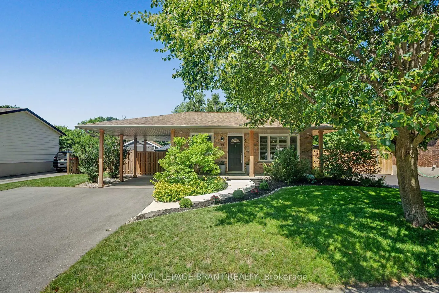 34 Randall Road photo 3