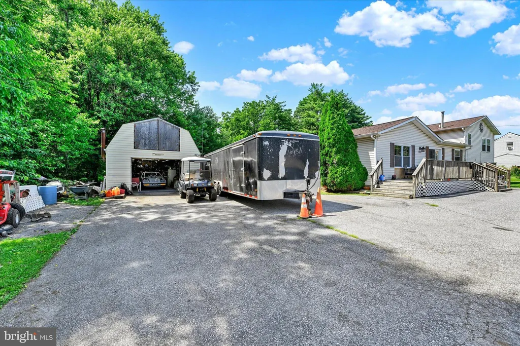 2820 Ross Avenue, Sparrows Point, MD 21219