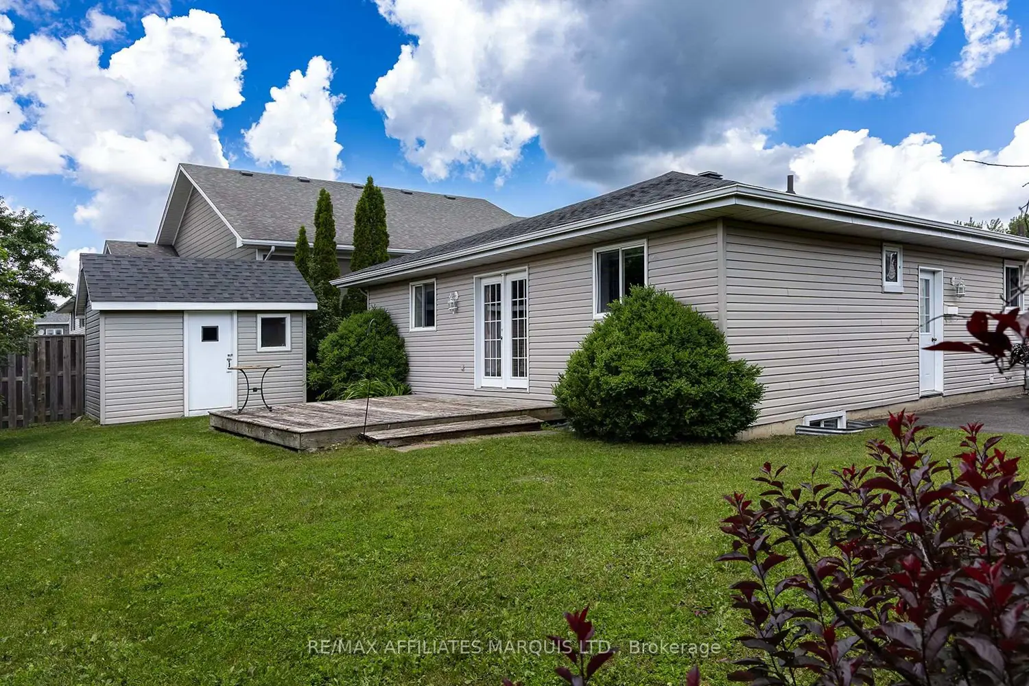 59 Rowan Drive photo 4
