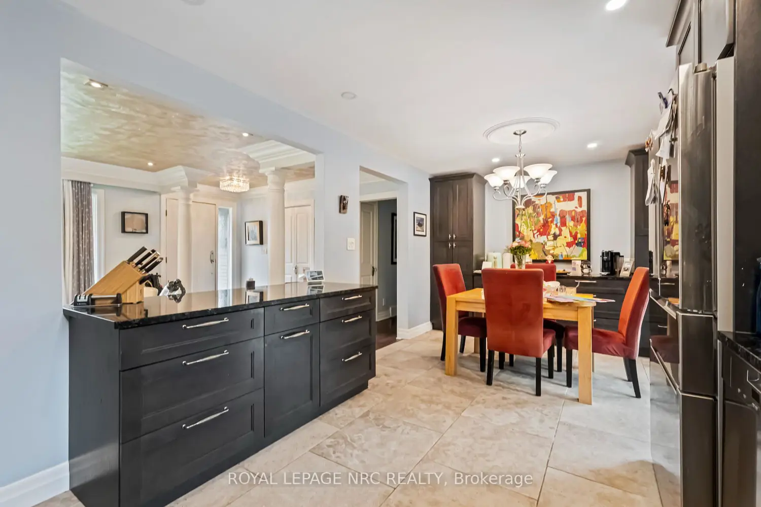 9 Cartier Drive photo 5