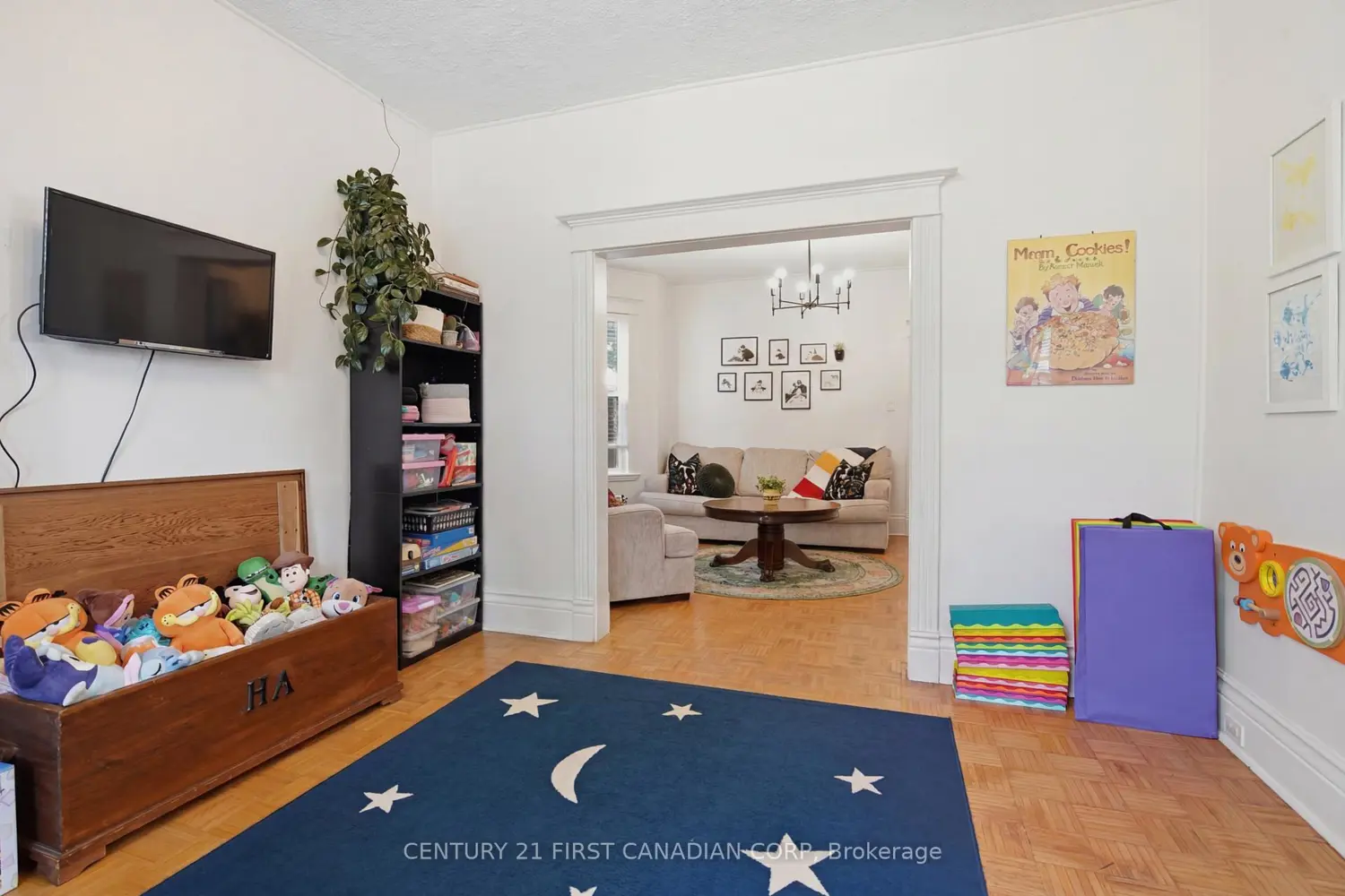 56 Euclid Avenue photo 5
