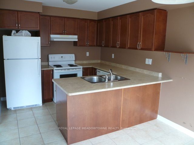 1062 Wickson Way, Milton, ON, L9T 6Y4 photo 4